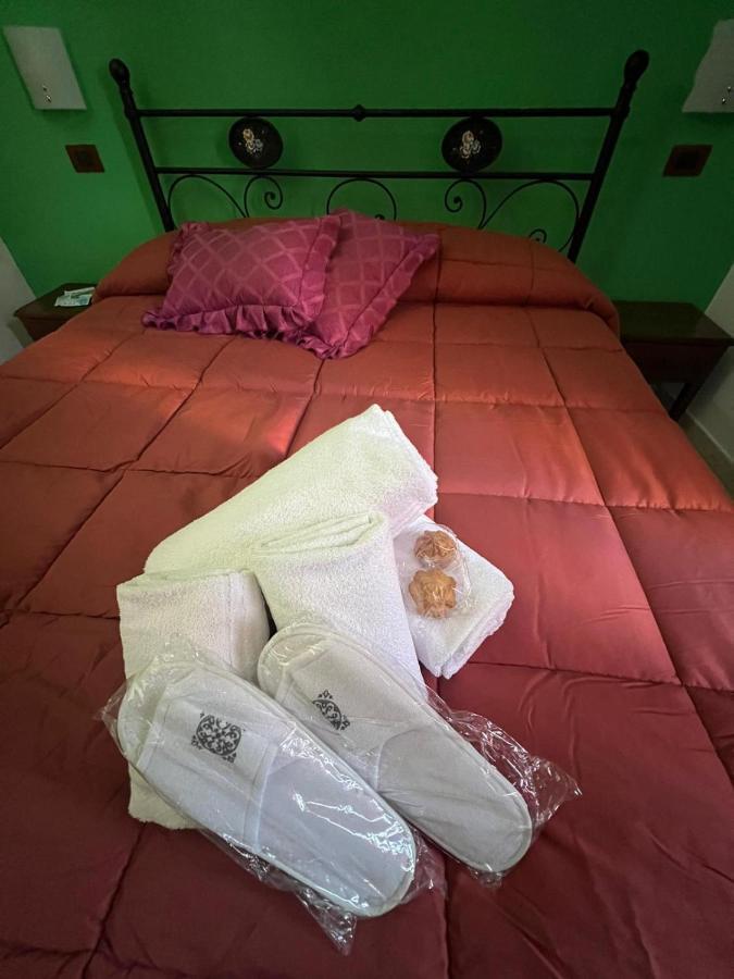 Carlo V - Holiday Rooms Porto Empedocle Eksteriør billede